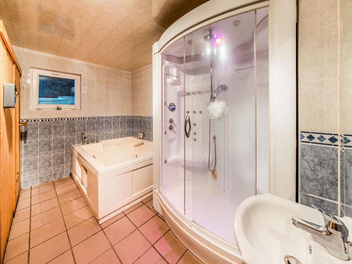 Beautiful Farmhouse In Brisy With Sauna Esterno foto